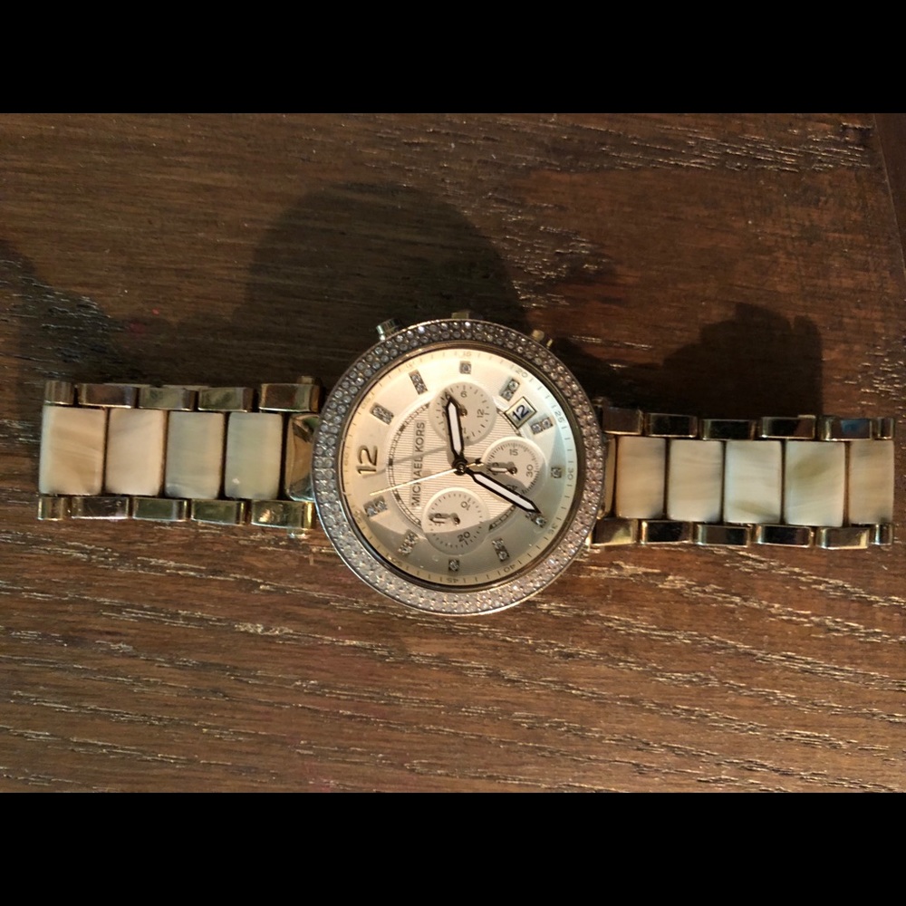 Michael Kors Watch- Gold